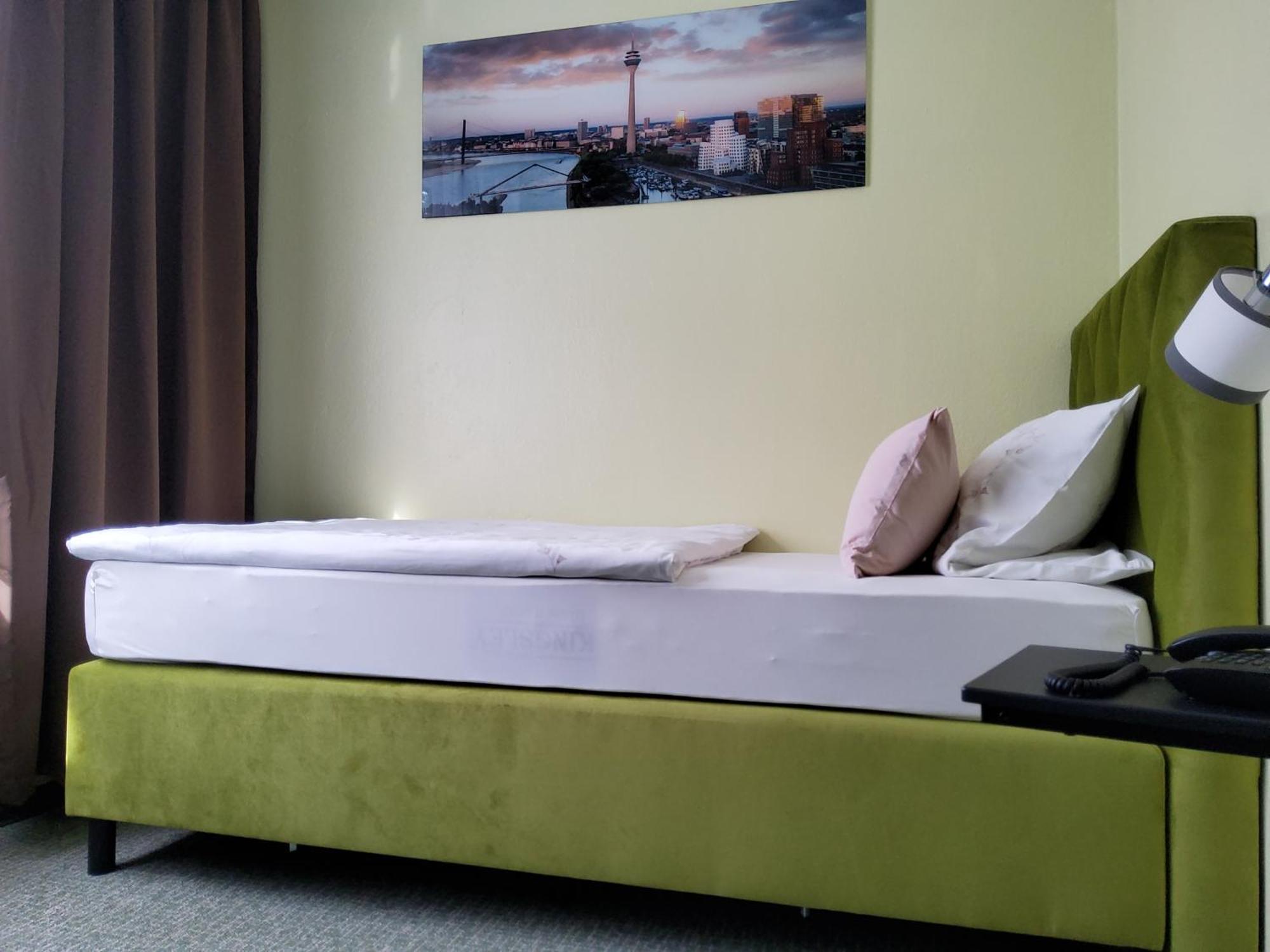 Schloss Hotel Gbr 뒤셀도르프 외부 사진